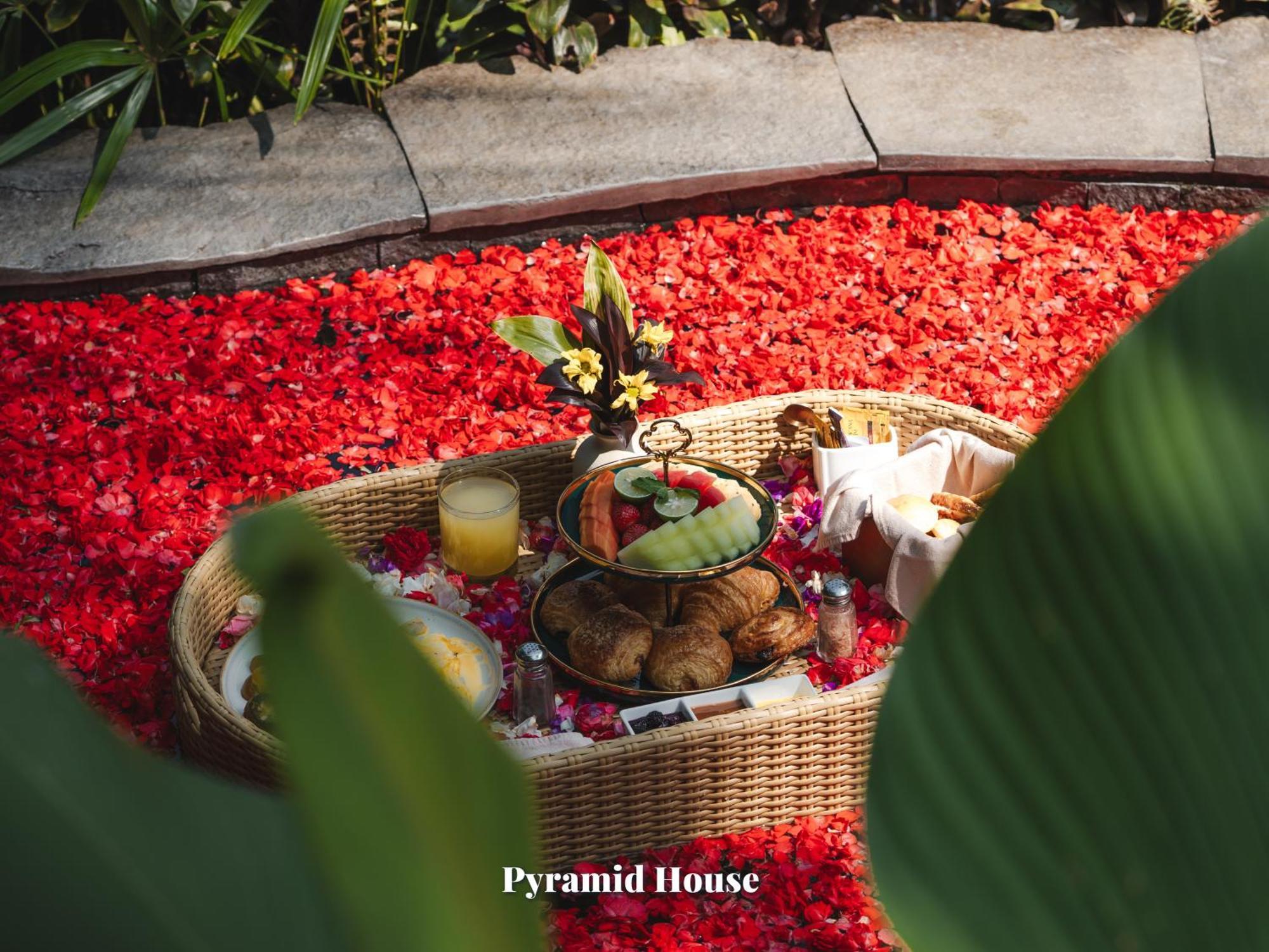 Camaya Bali - Magical Bamboo Houses Selat Экстерьер фото
